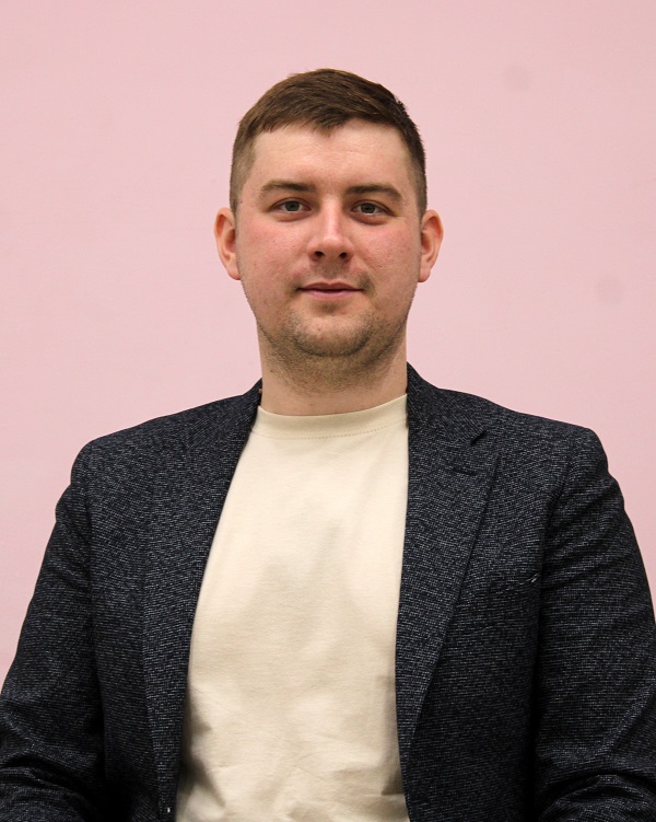 Степанов Сергей Сергеевич.